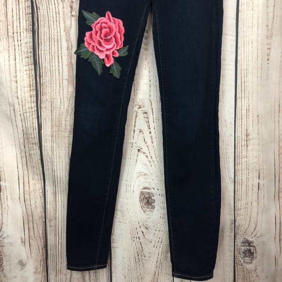 American Eagle Rose Embroidered Skinny Jeans 00S - Picture 3 of 8